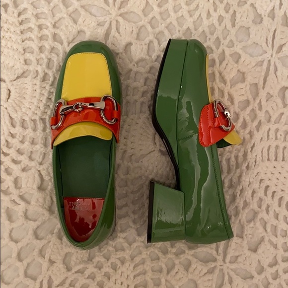 student platform loafer